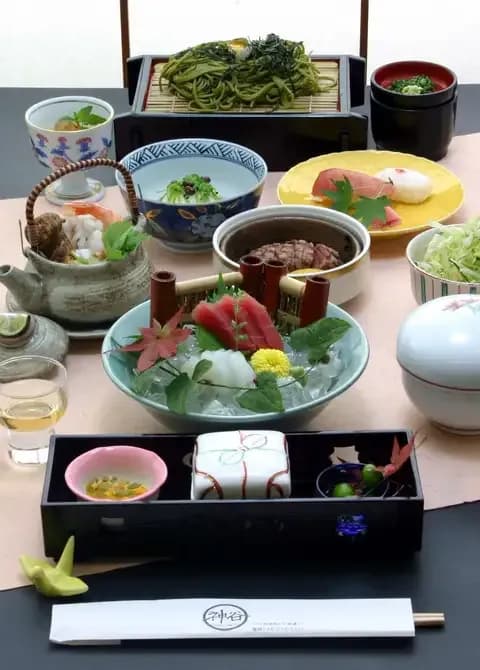 季節の懐石 月コース